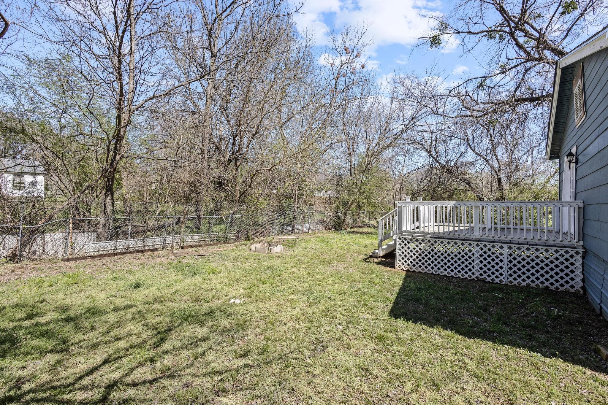905 Thatcher Street Denison TX 75020