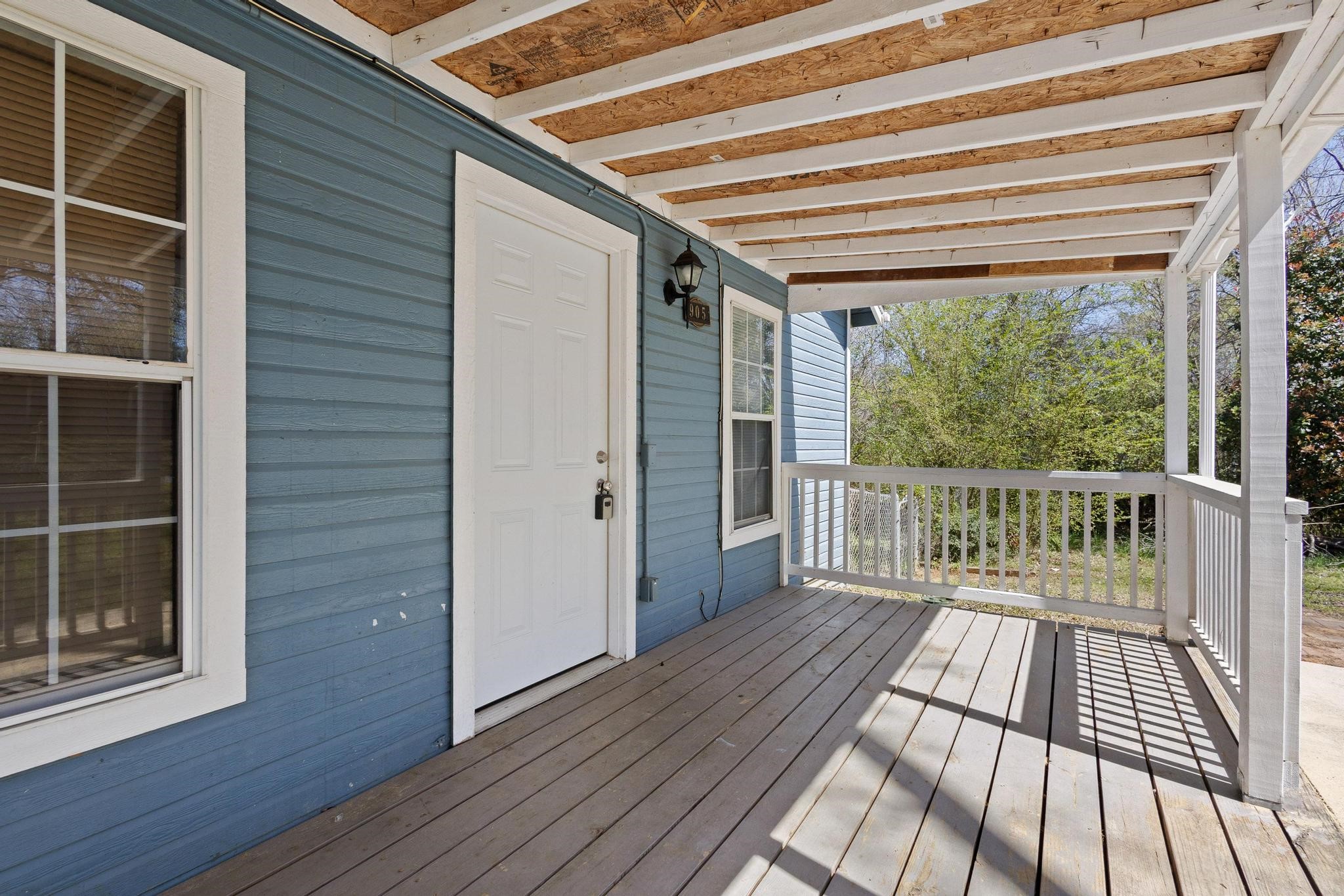905 Thatcher Street Denison TX 75020