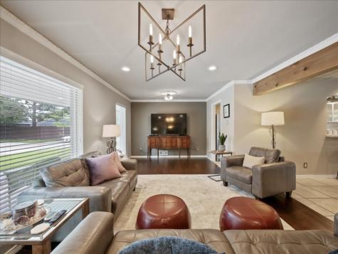 9442 Hunters Creek Drive Dallas TX 75243
