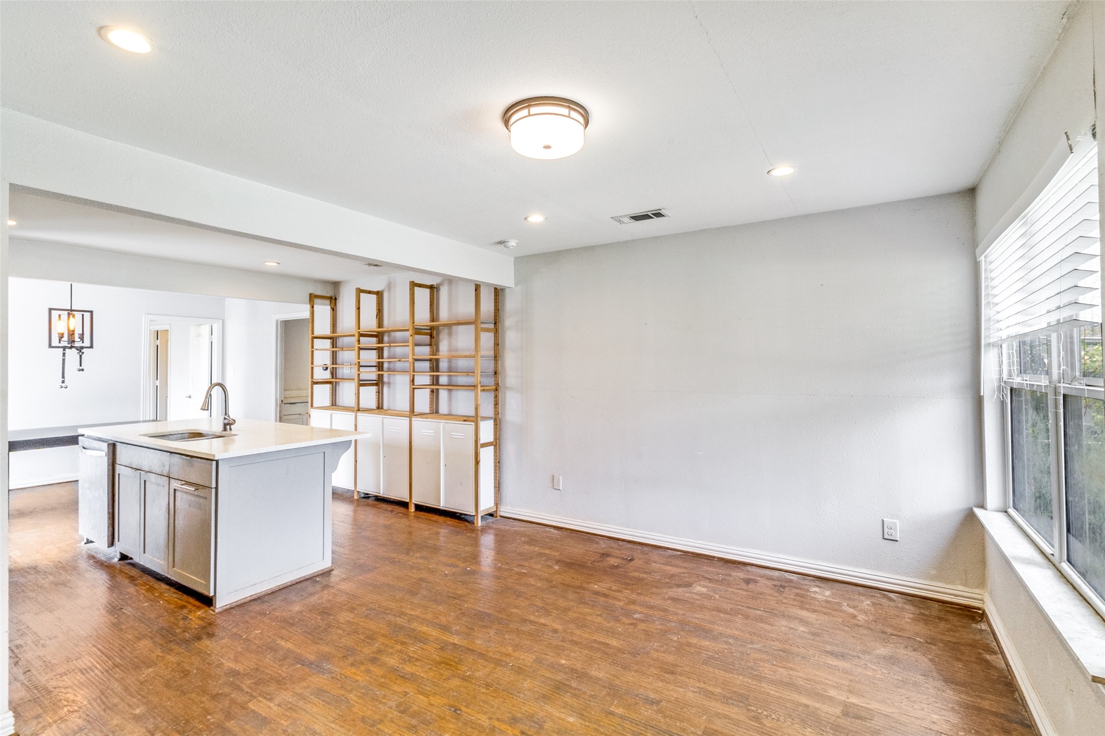 1646 Briarcliff Road Dallas TX 75235