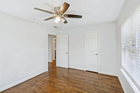 1646 Briarcliff Road Dallas TX 75235