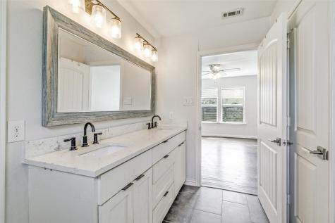 1646 Briarcliff Road Dallas TX 75235