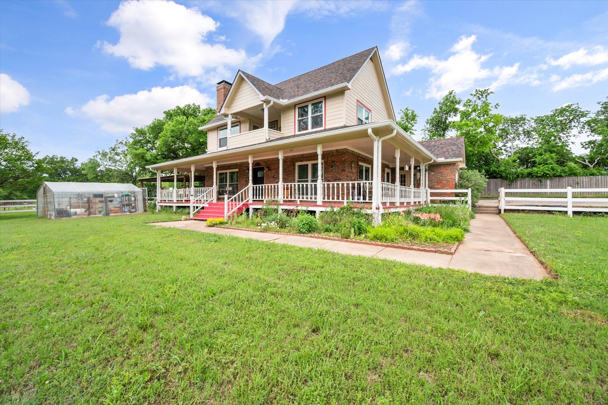 2 Carrol Price Court Mansfield TX 76063