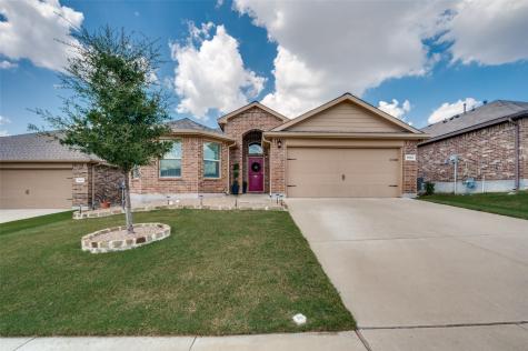 9904 Huntersville Trail Fort Worth TX 76108