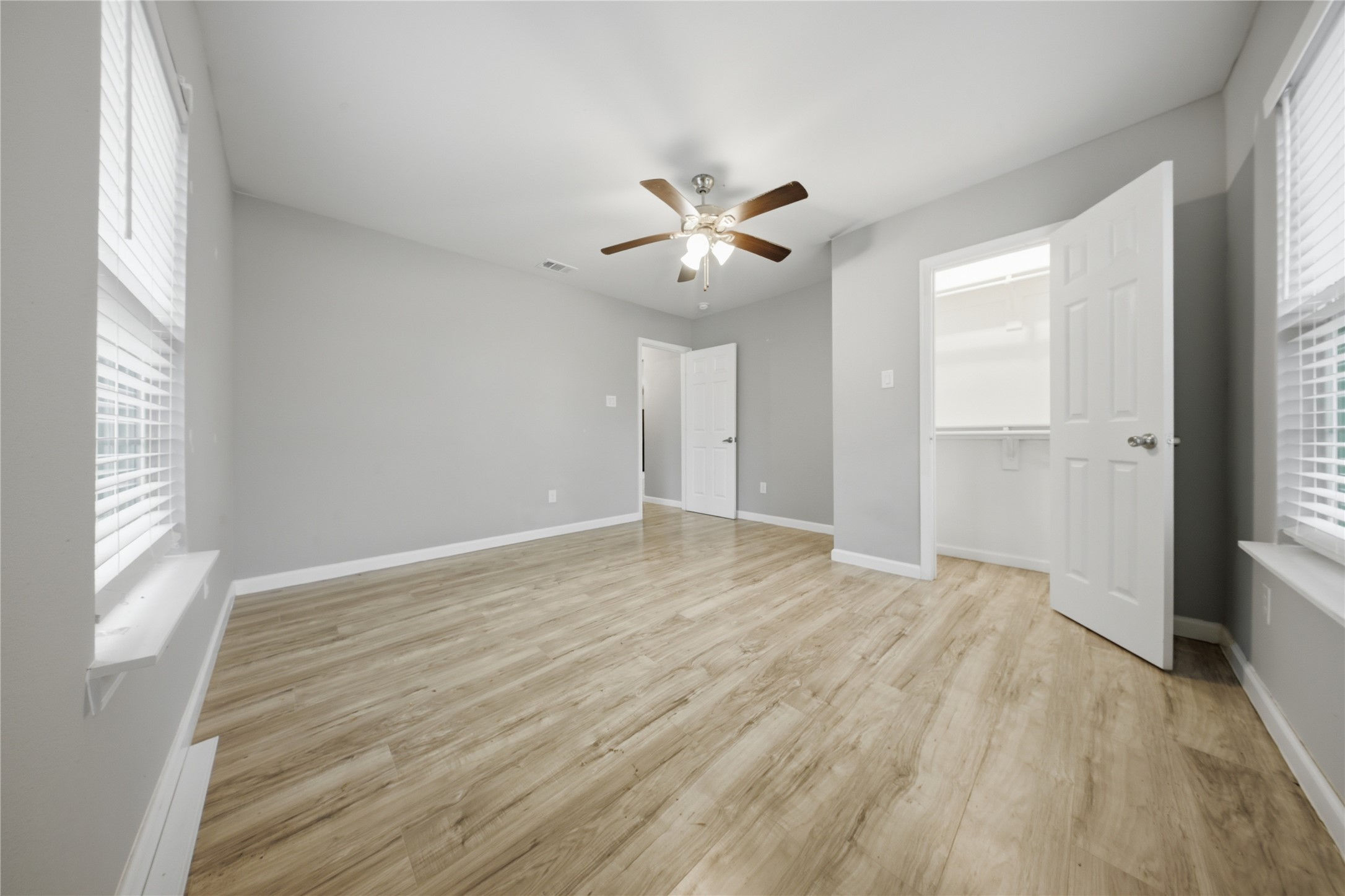 2350 W Cherry Street Paris TX 75460