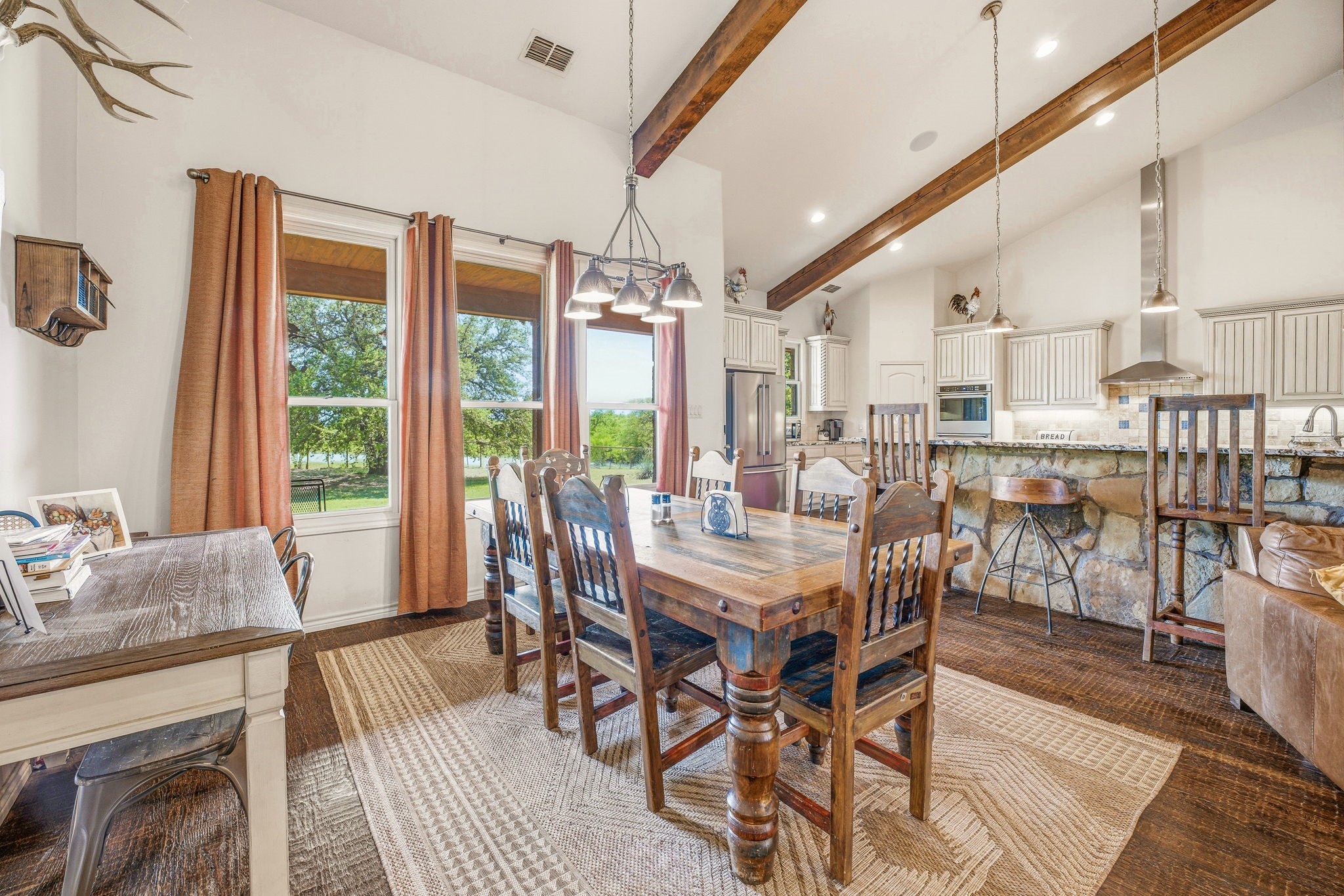 199 Reger Road South Bend TX 76481
