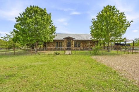 199 Reger Road South Bend TX 76481