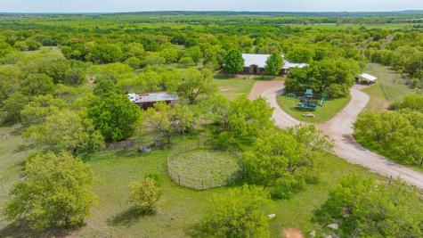 199 Reger Road South Bend TX 76481