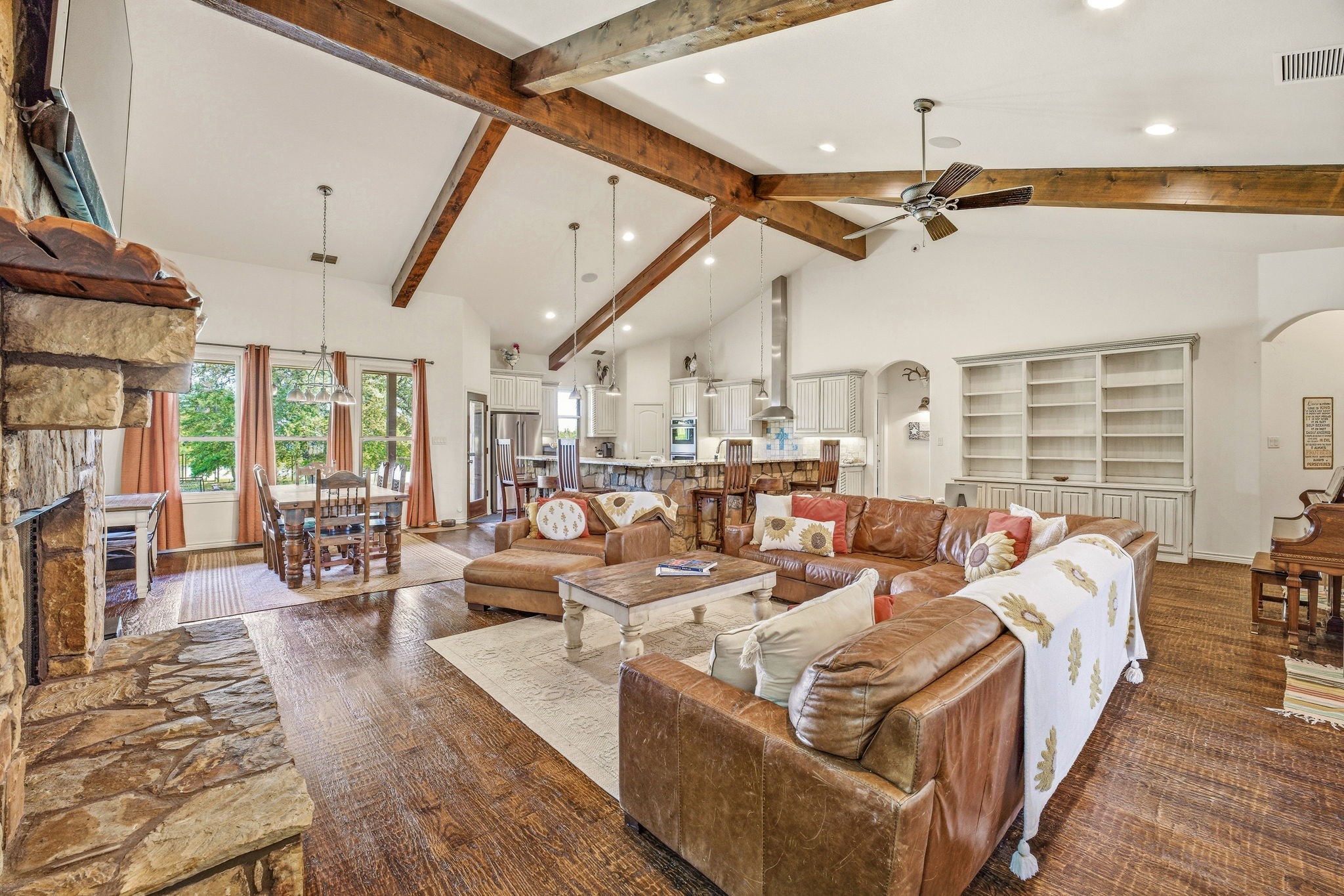 199 Reger Road South Bend TX 76481