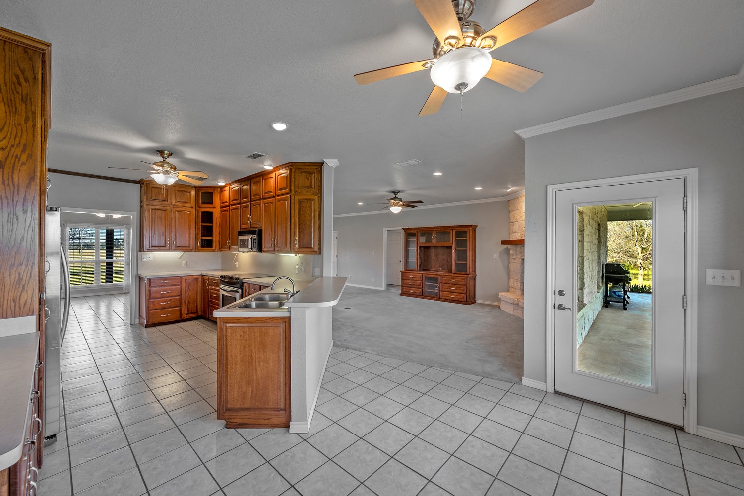 4489 E Fm 120 Denison TX 75021