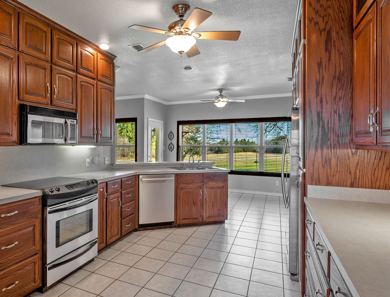 4489 E Fm 120 Denison TX 75021