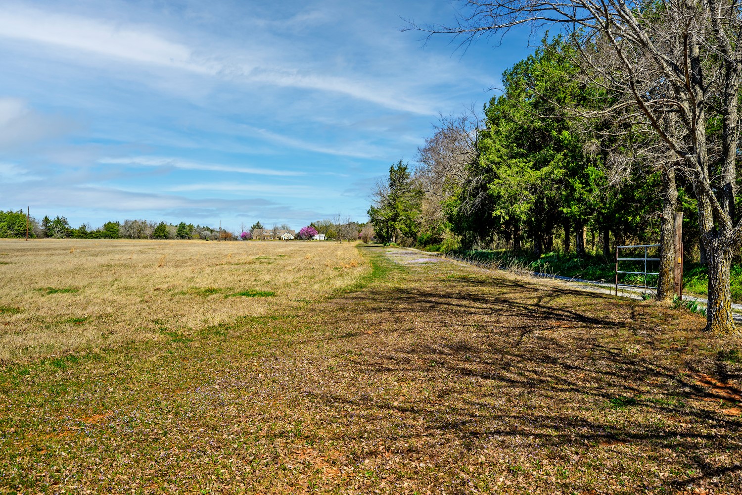4489 E Fm 120 Denison TX 75021