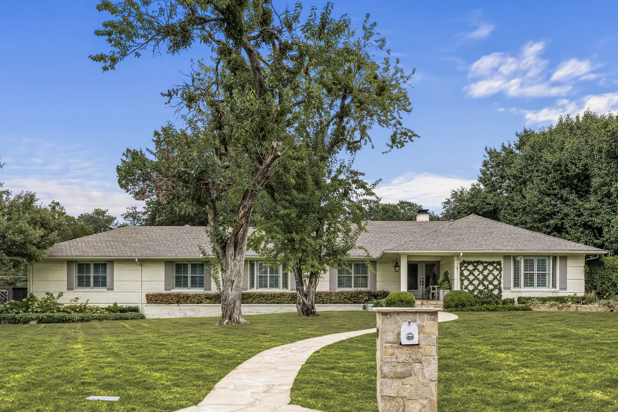 7239 Elmridge Drive Dallas TX 75240