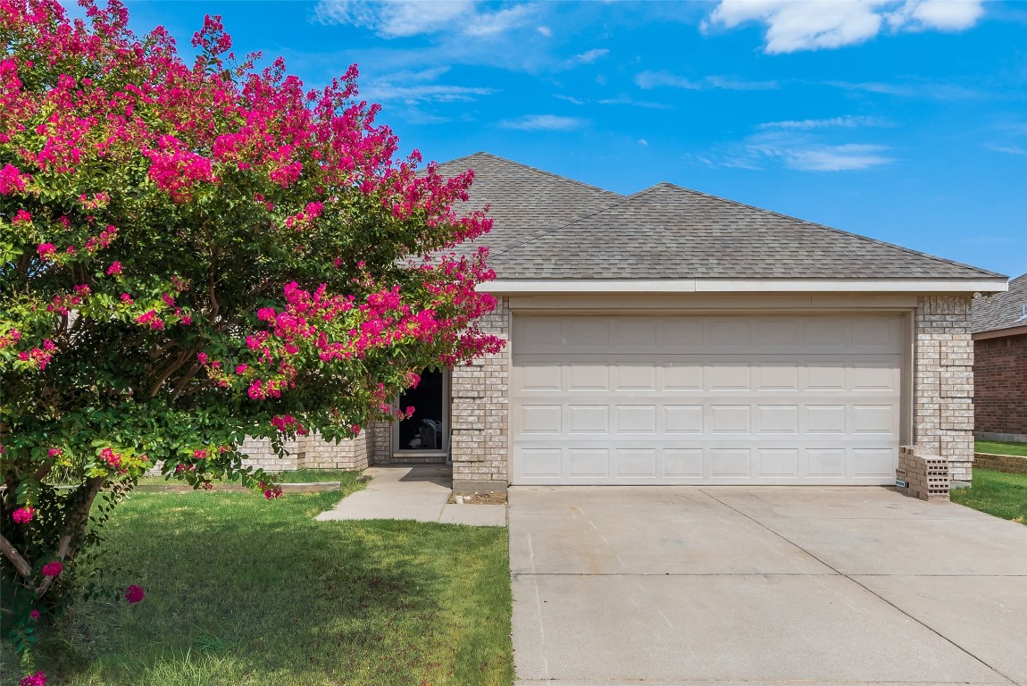 102 Dover Drive Waxahachie TX 75165