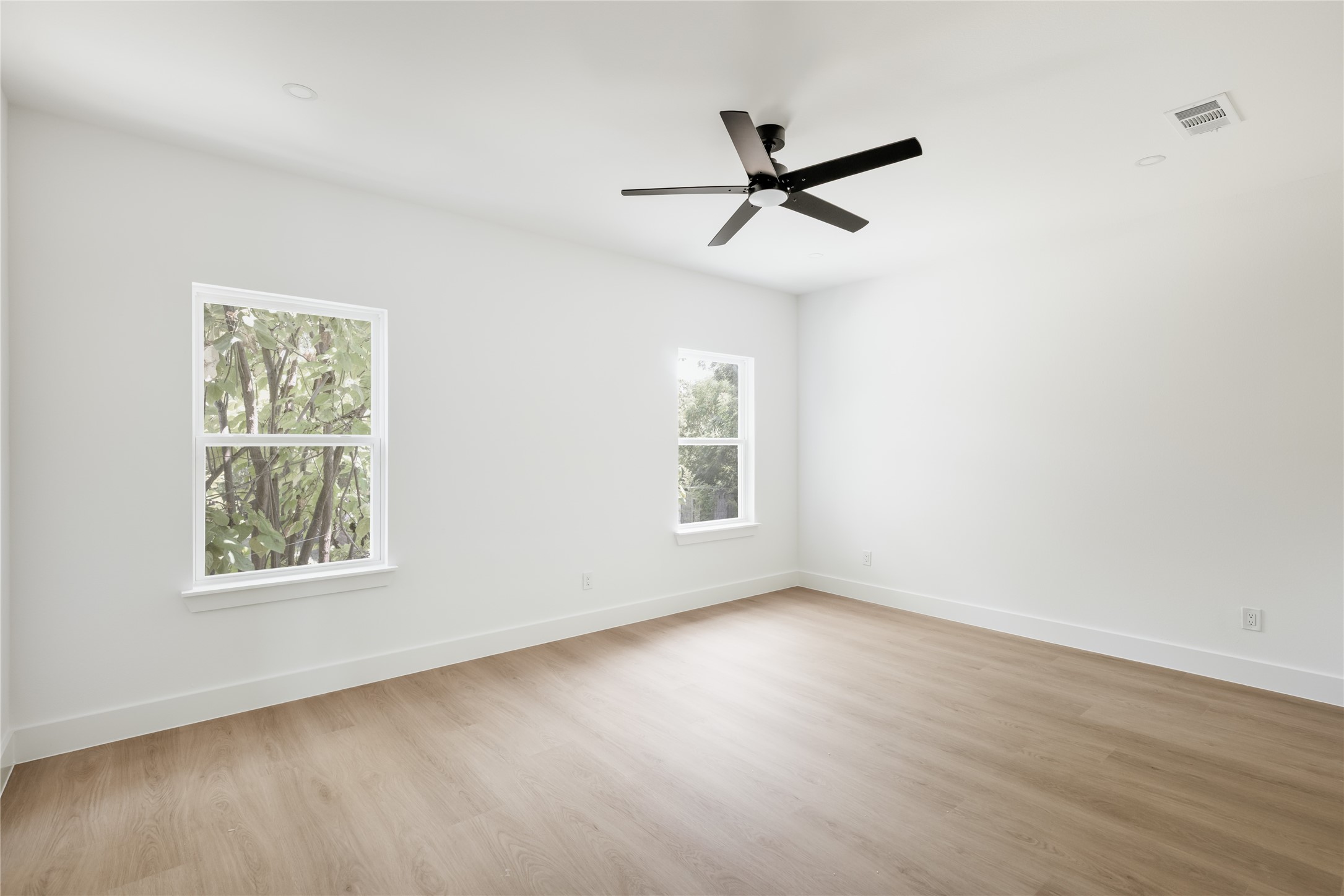 4046 Baker Avenue Dallas TX 75212