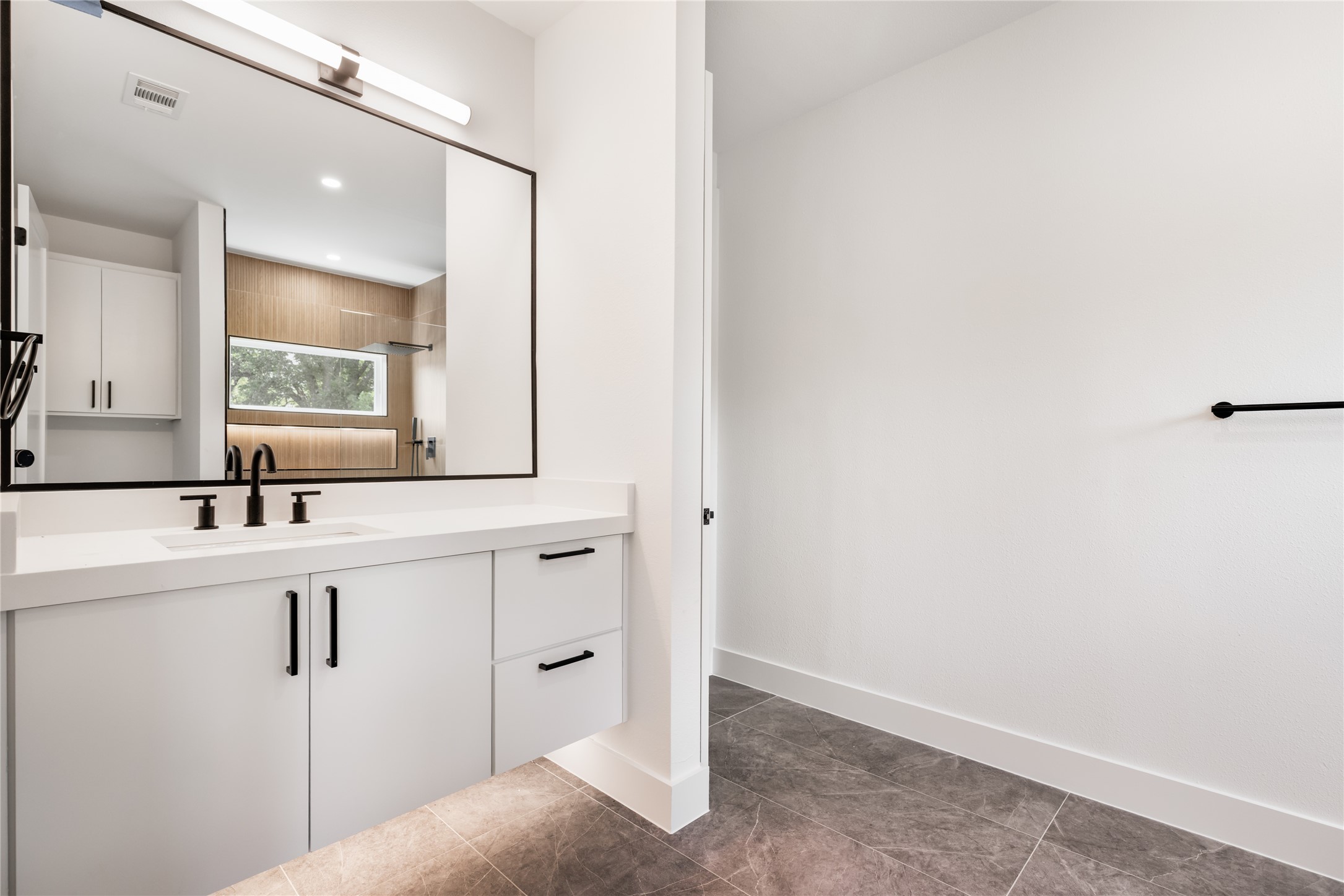 4046 Baker Avenue Dallas TX 75212
