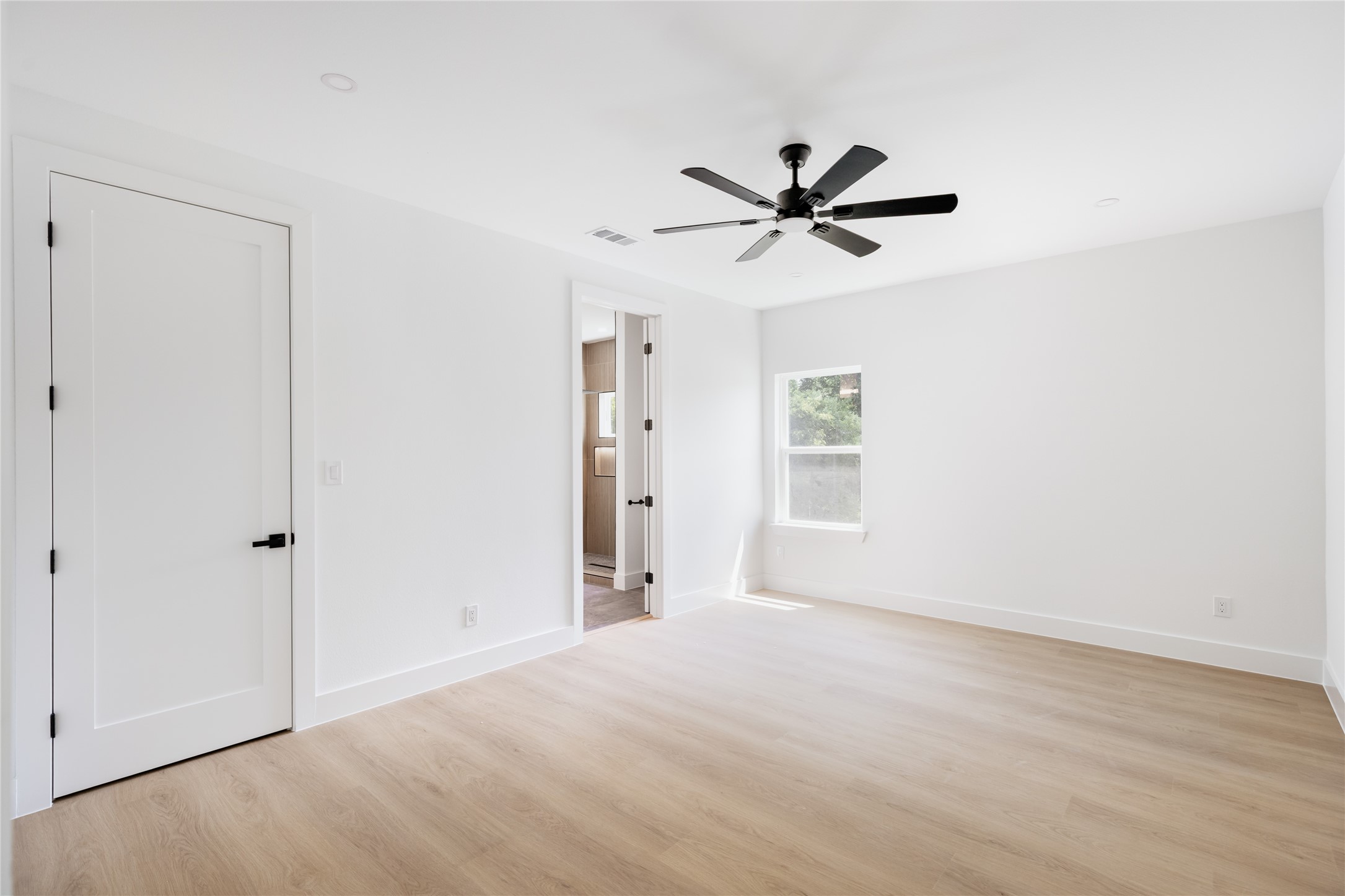 4046 Baker Avenue Dallas TX 75212