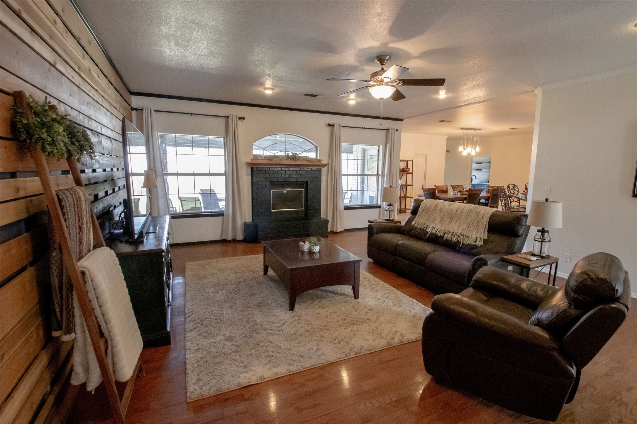 514 Preston Drive Pottsboro TX 75076