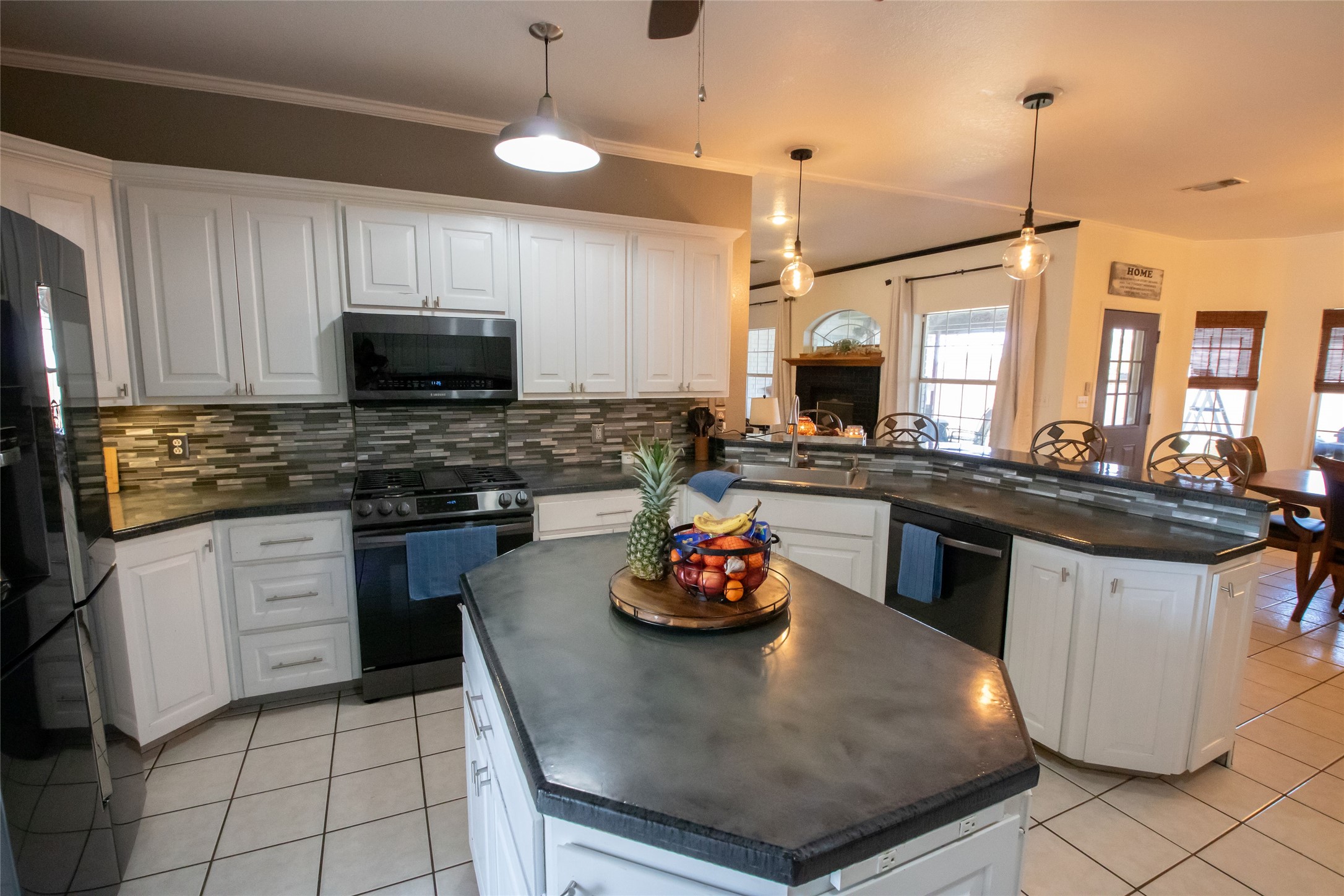 514 Preston Drive Pottsboro TX 75076