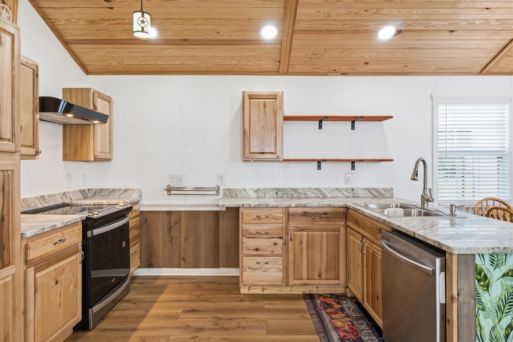 7040 County Road 131b Terrell TX 75161