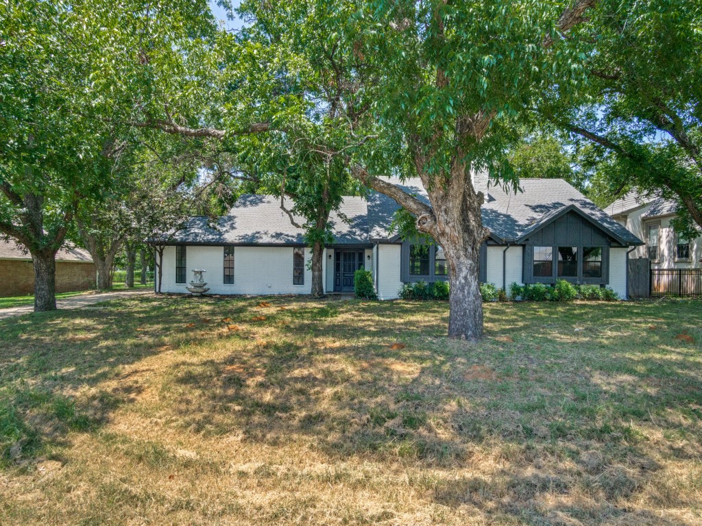 9523 Bellechase Road Granbury TX 76049
