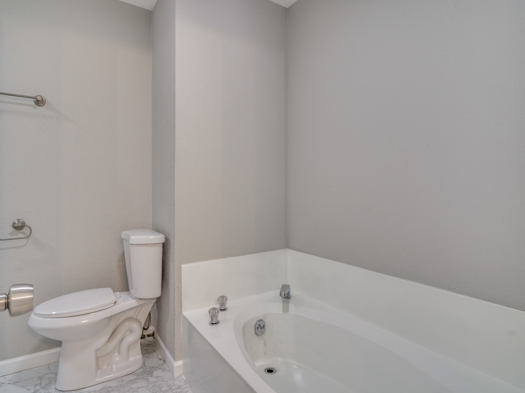 9523 Bellechase Road Granbury TX 76049