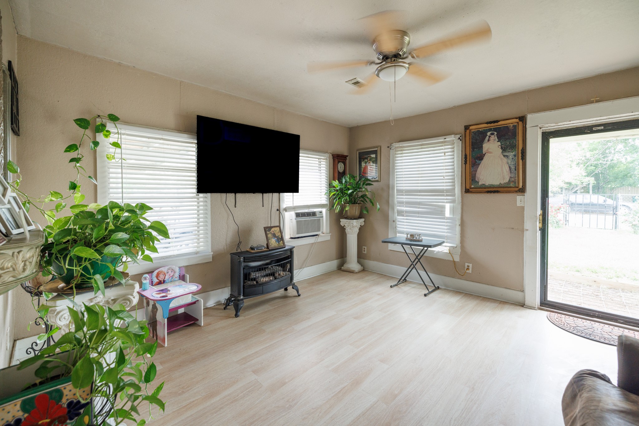 308 W 5th Street Coleman TX 76834