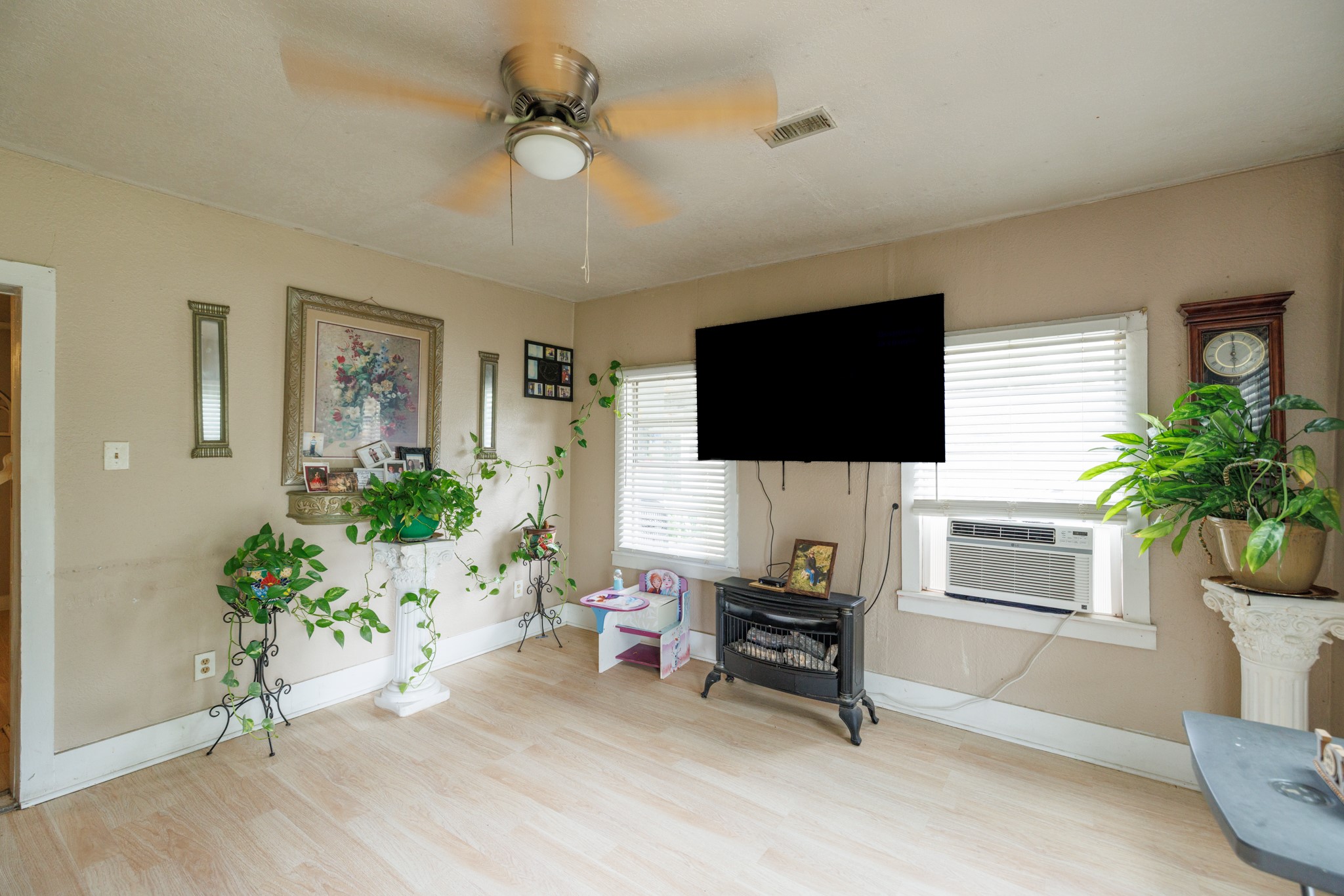 308 W 5th Street Coleman TX 76834