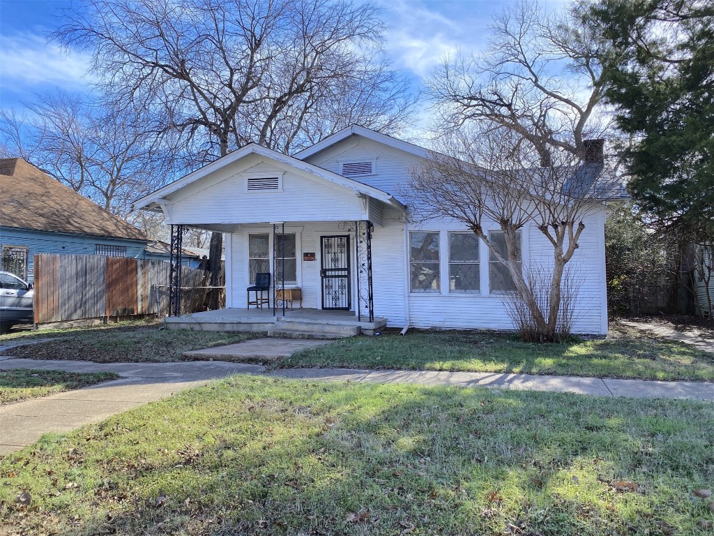 1304 E Terrell Avenue Fort Worth TX 76104