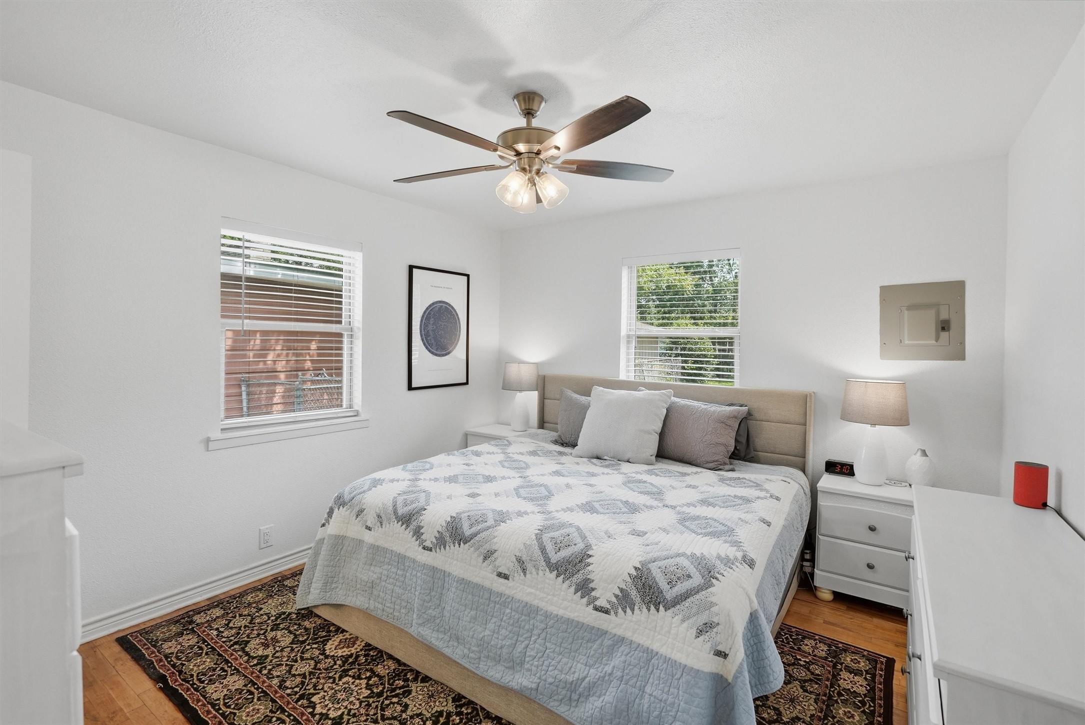 807 Elizabeth Boulevard Granbury TX 76048