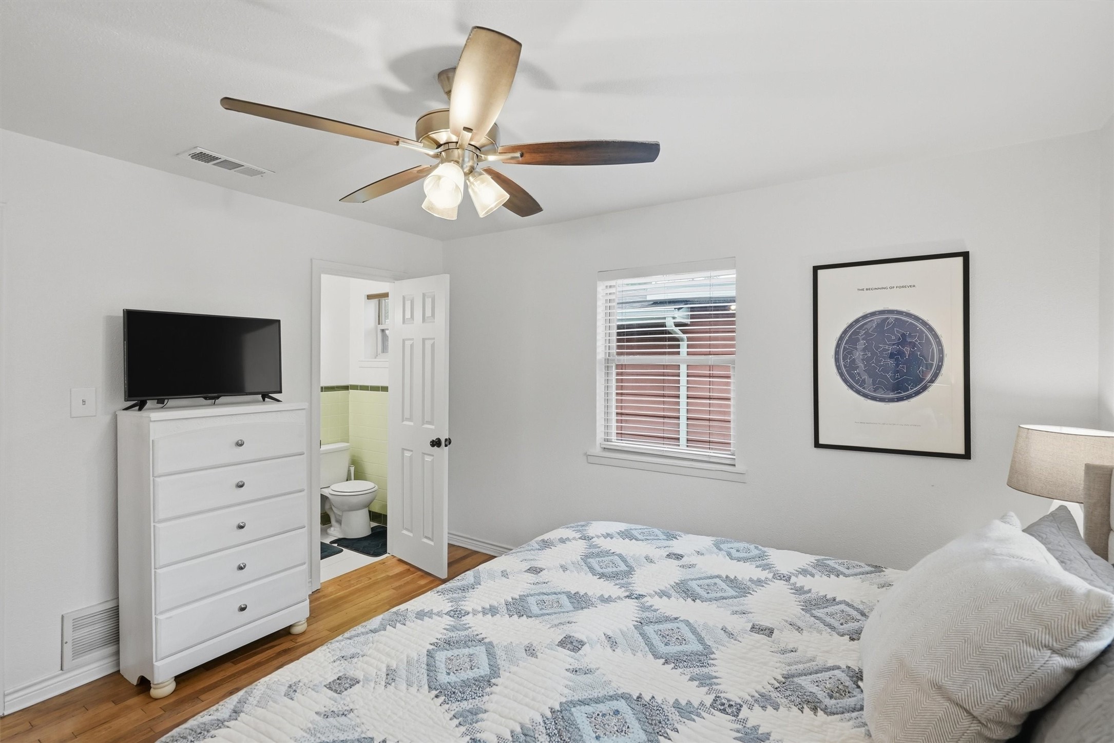 807 Elizabeth Boulevard Granbury TX 76048