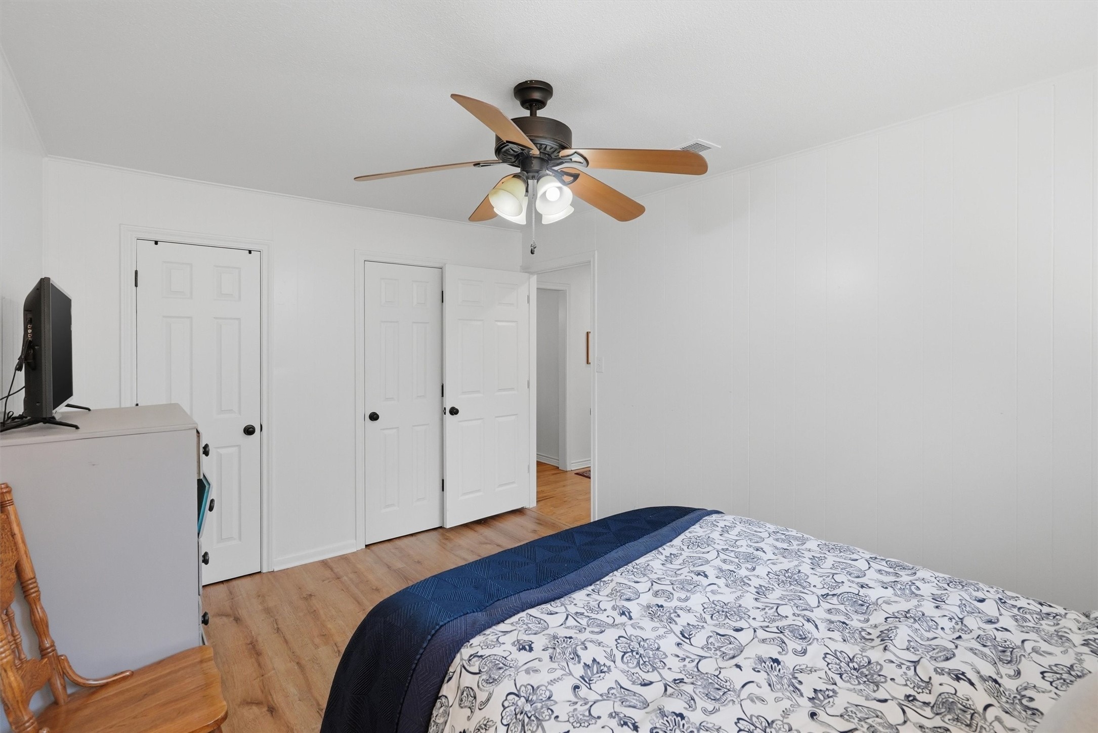 807 Elizabeth Boulevard Granbury TX 76048