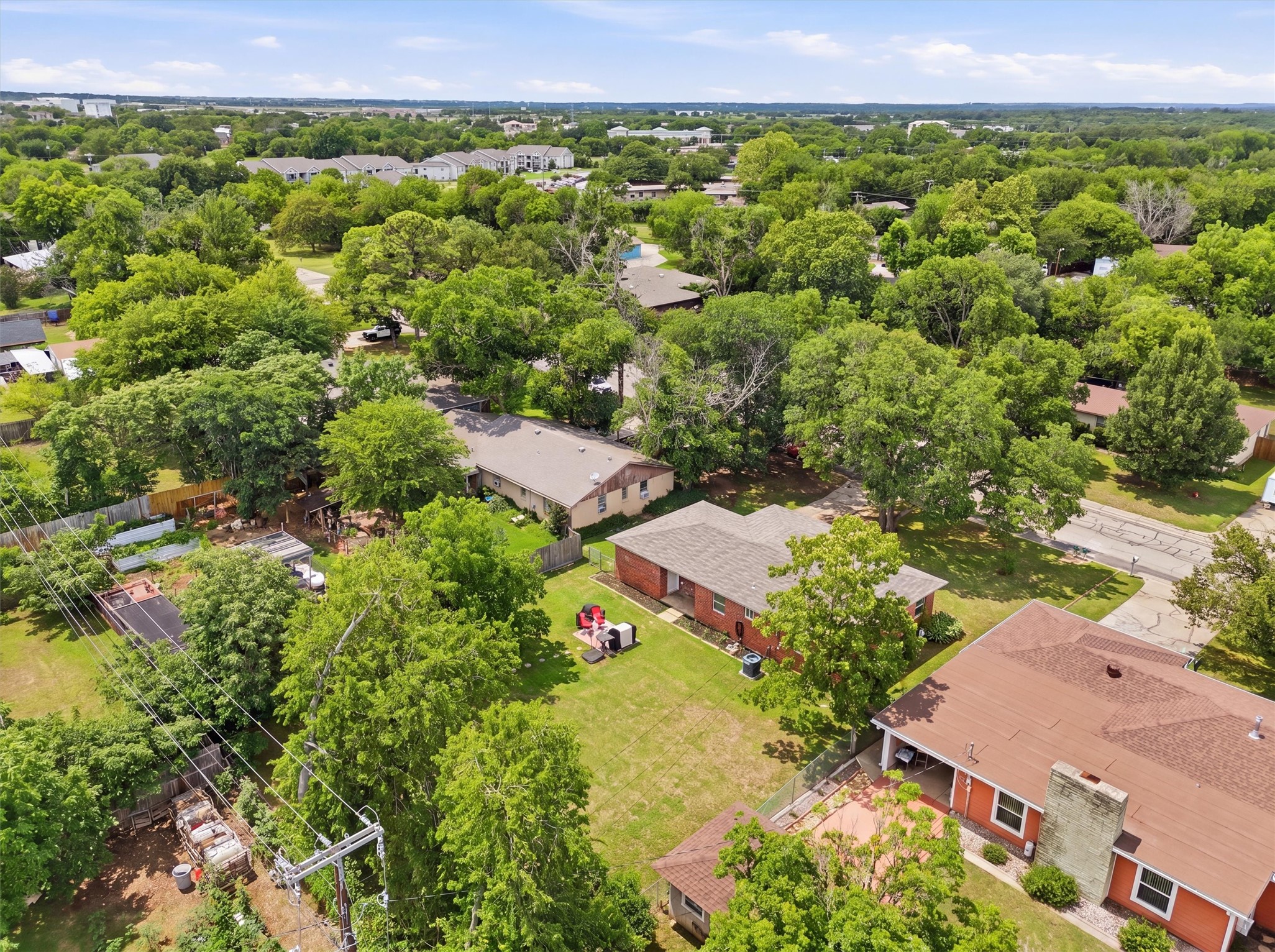 807 Elizabeth Boulevard Granbury TX 76048