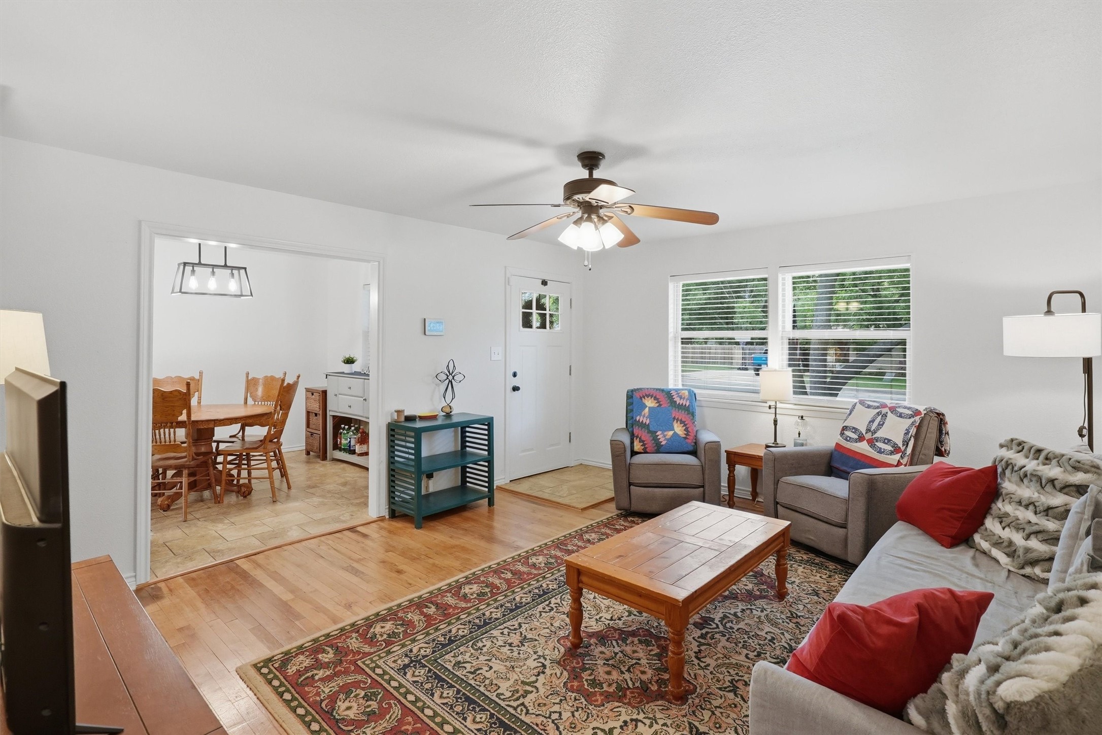 807 Elizabeth Boulevard Granbury TX 76048