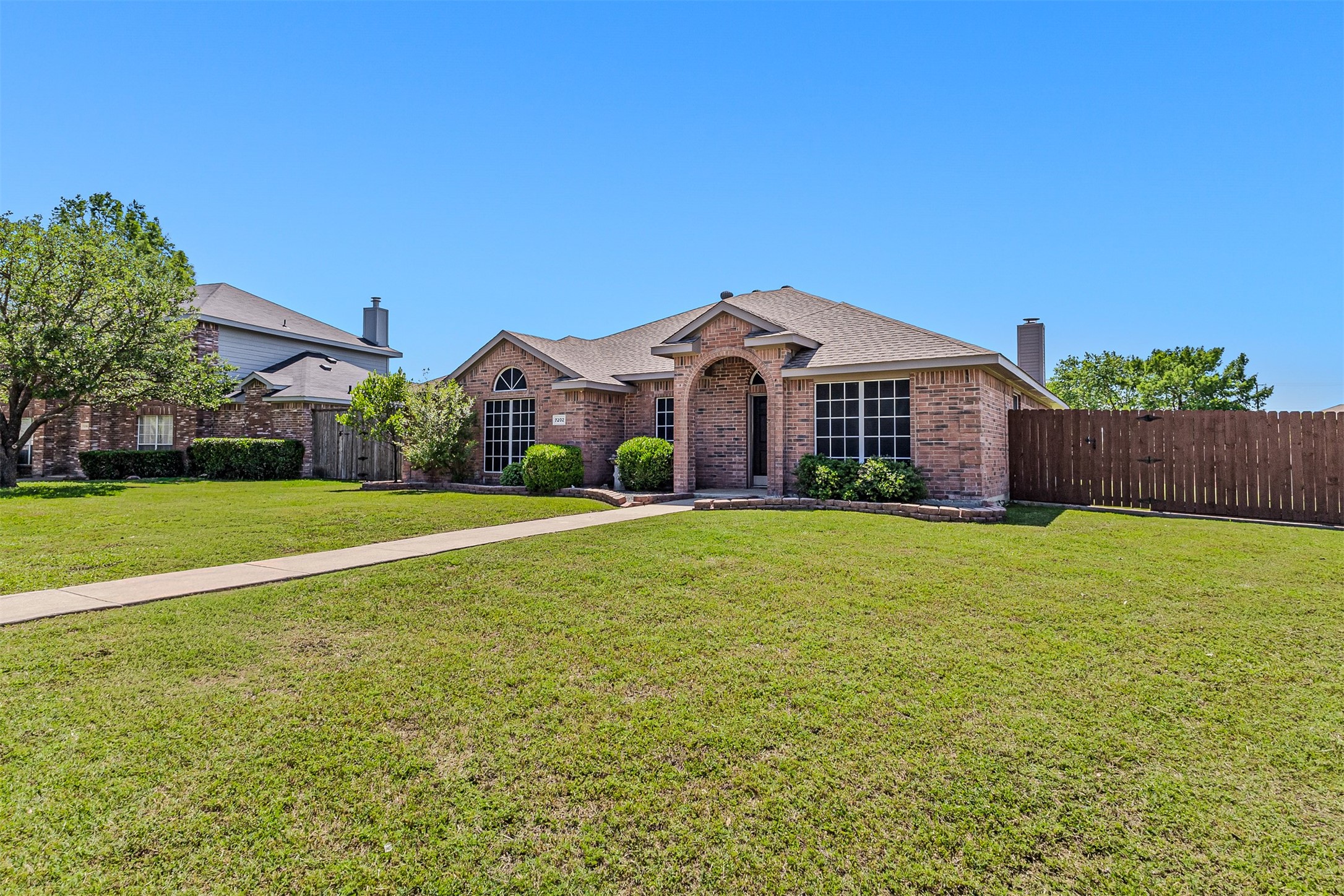 7202 Maplewood Drive Rowlett TX 75089