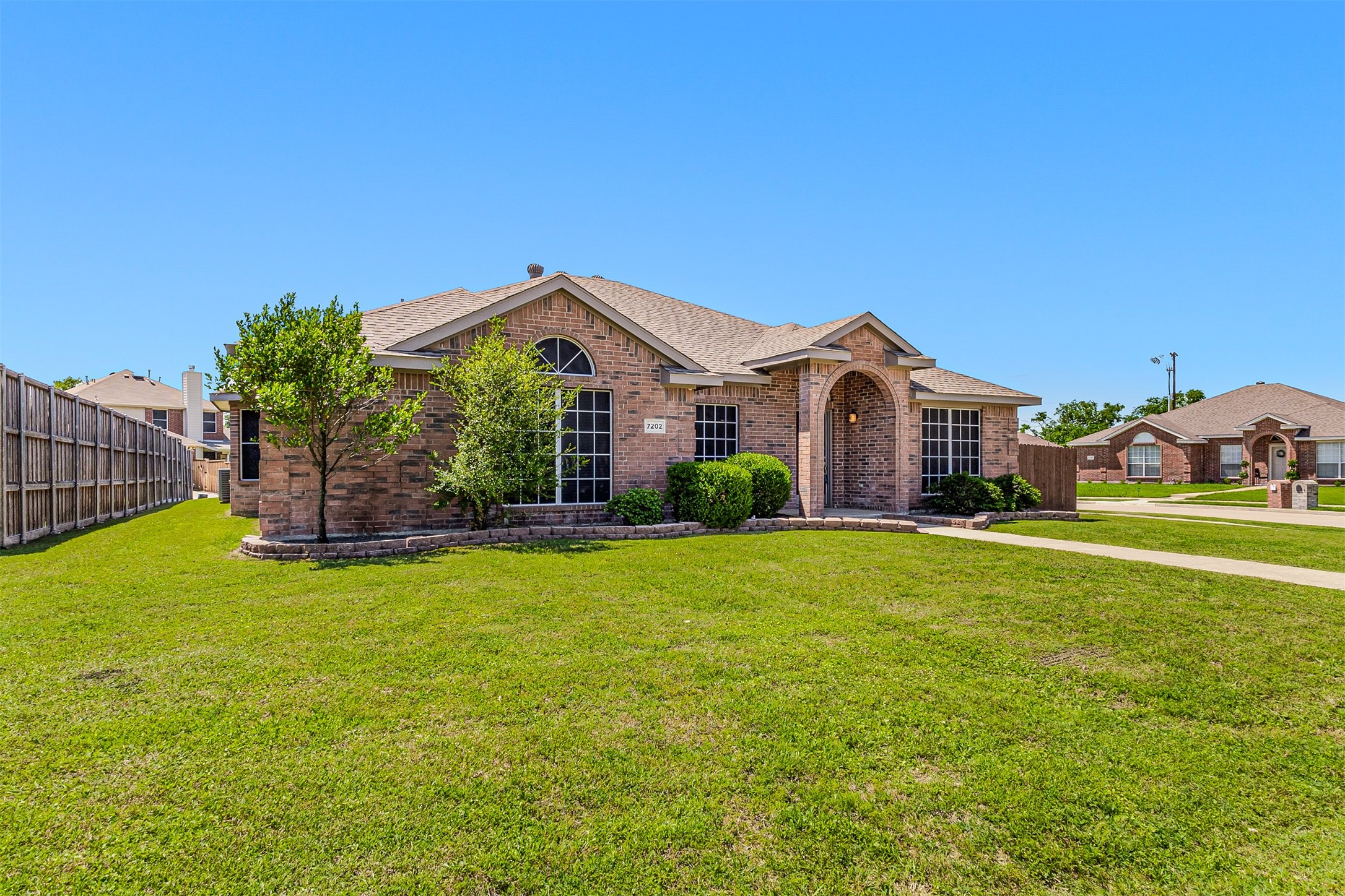 7202 Maplewood Drive Rowlett TX 75089