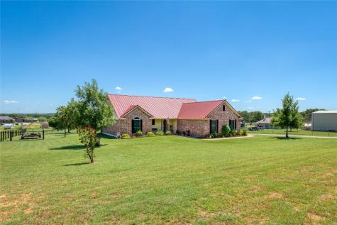 819 Sandlin Lane Springtown TX 76082