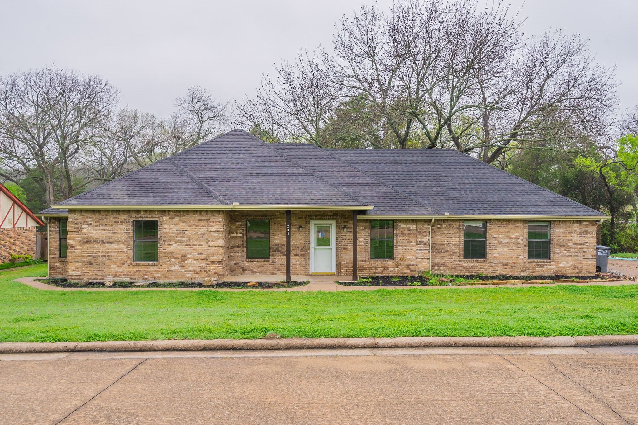 203 Pecan Creek Street Red Oak TX 75154