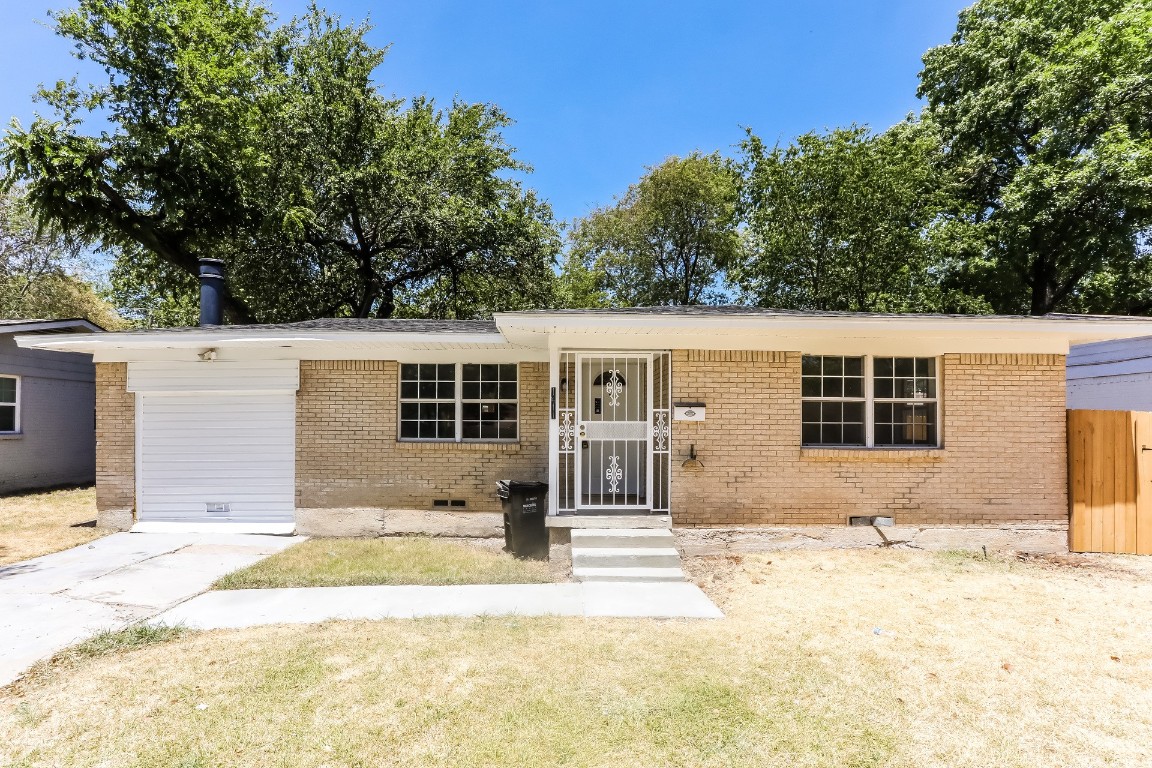 1411 Longview Street Mesquite TX 75149
