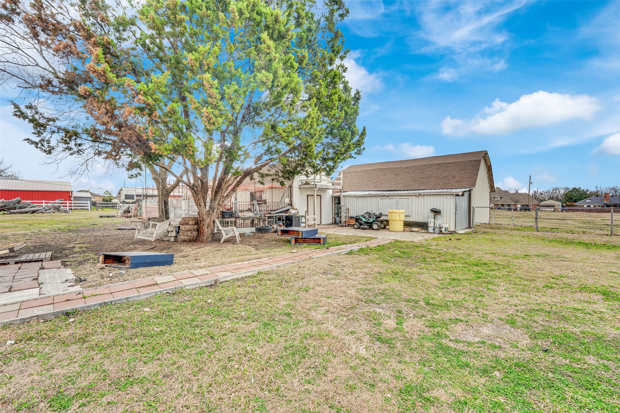 2104 Ponderosa Trail Sachse TX 75048