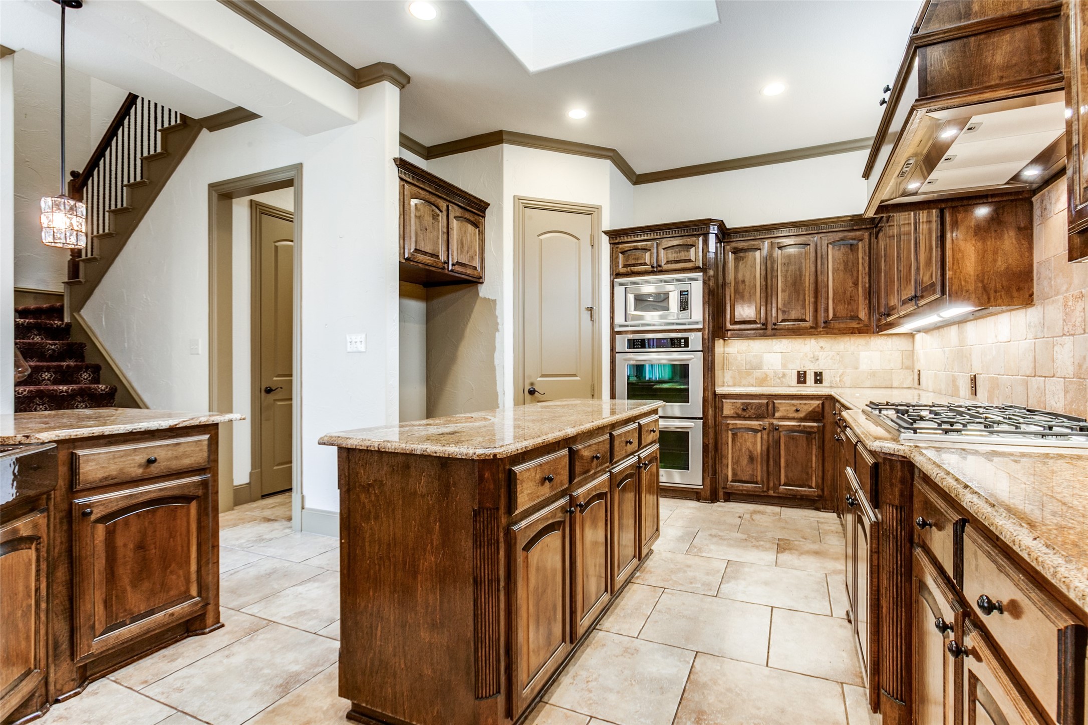 3606 Vineyard Way Farmers Branch TX 75234