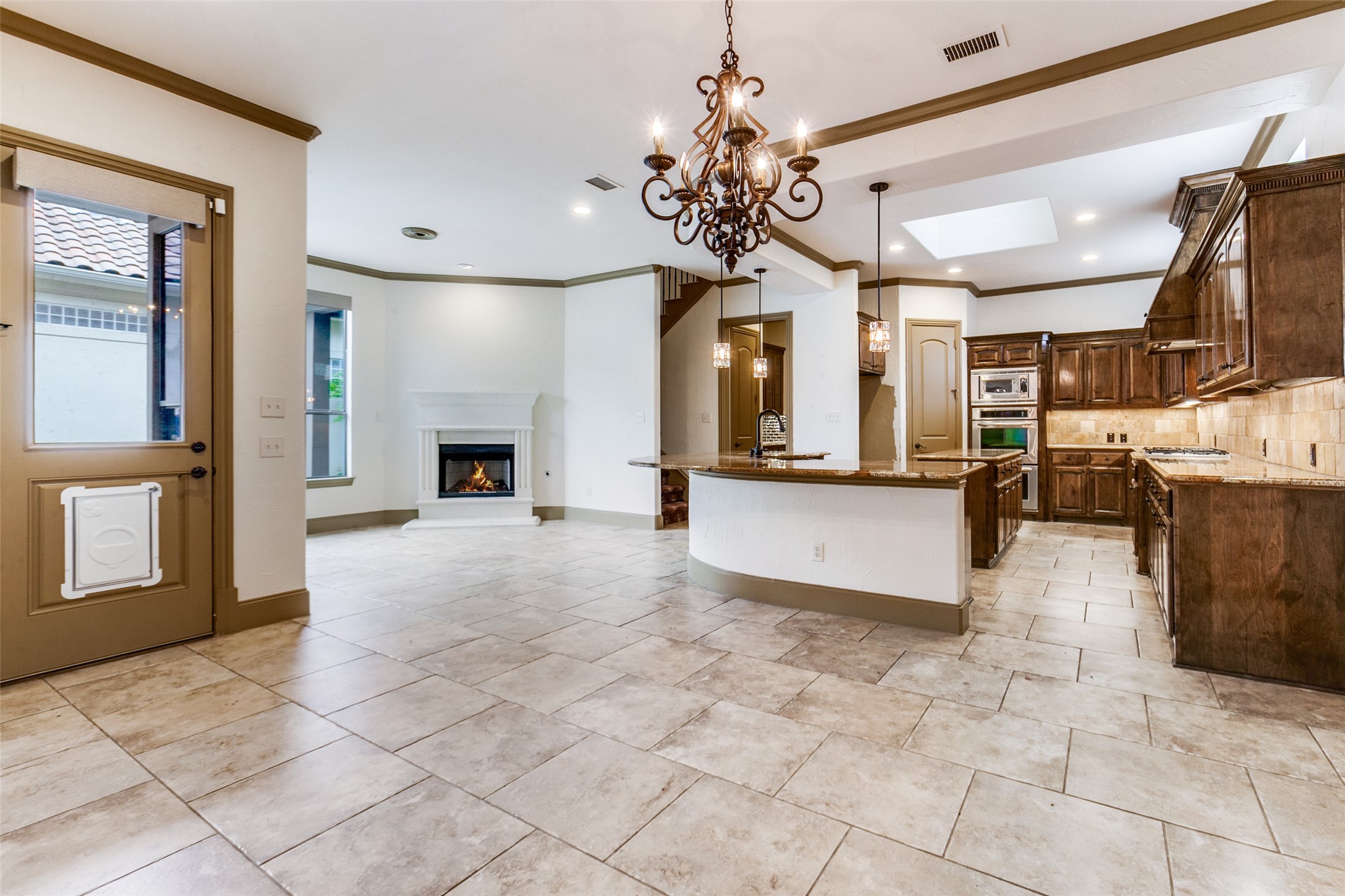 3606 Vineyard Way Farmers Branch TX 75234