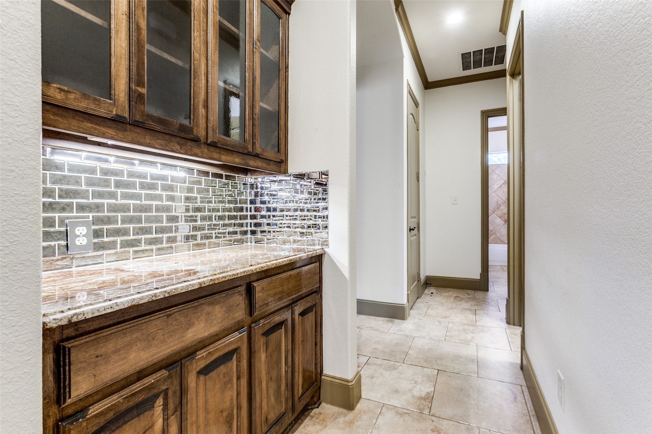 3606 Vineyard Way Farmers Branch TX 75234