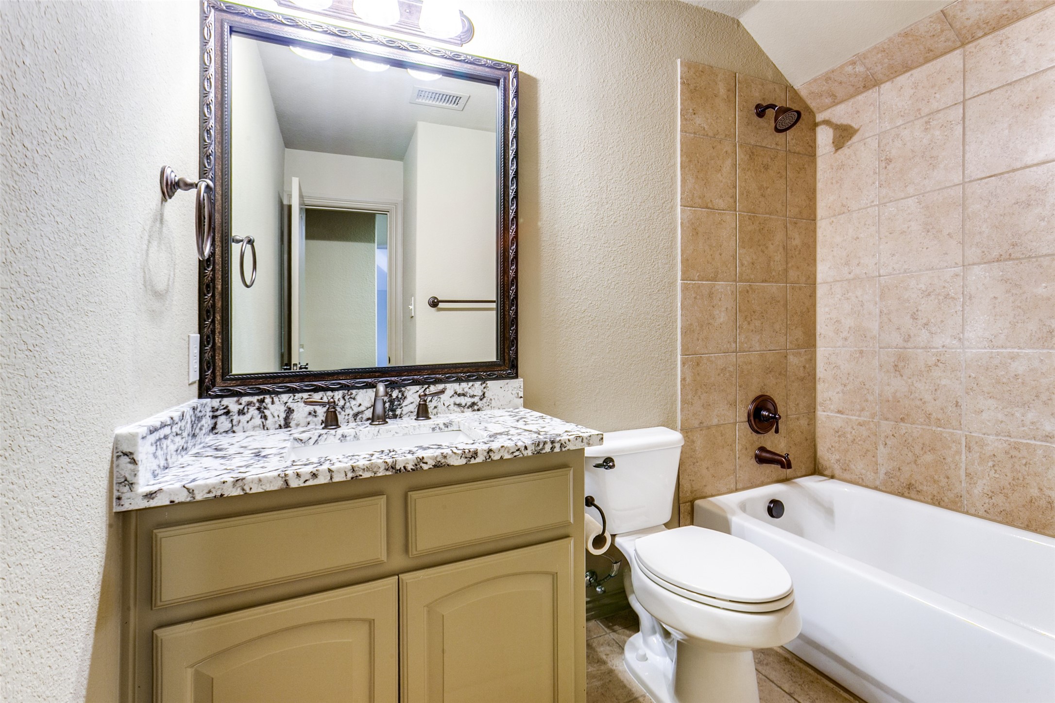 3606 Vineyard Way Farmers Branch TX 75234