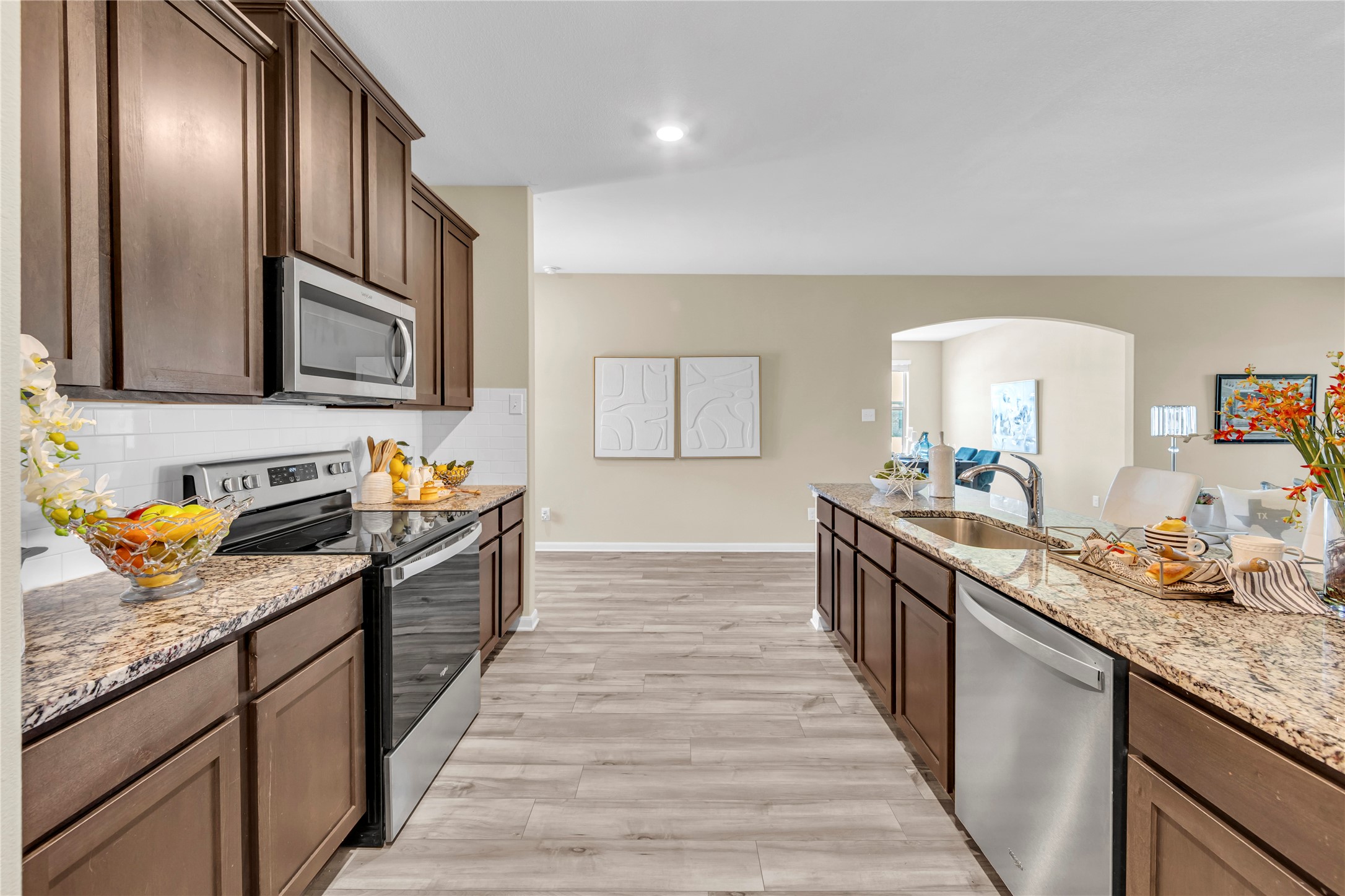 1056 Tumbleweed Trail Crowley TX 76036