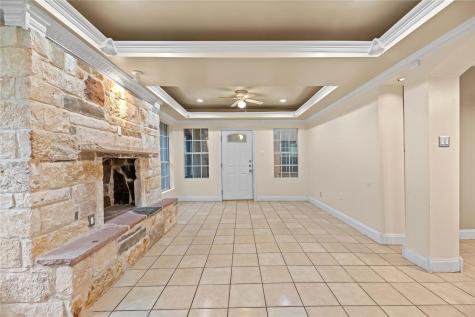 606 W Pembroke Avenue Dallas TX 75208