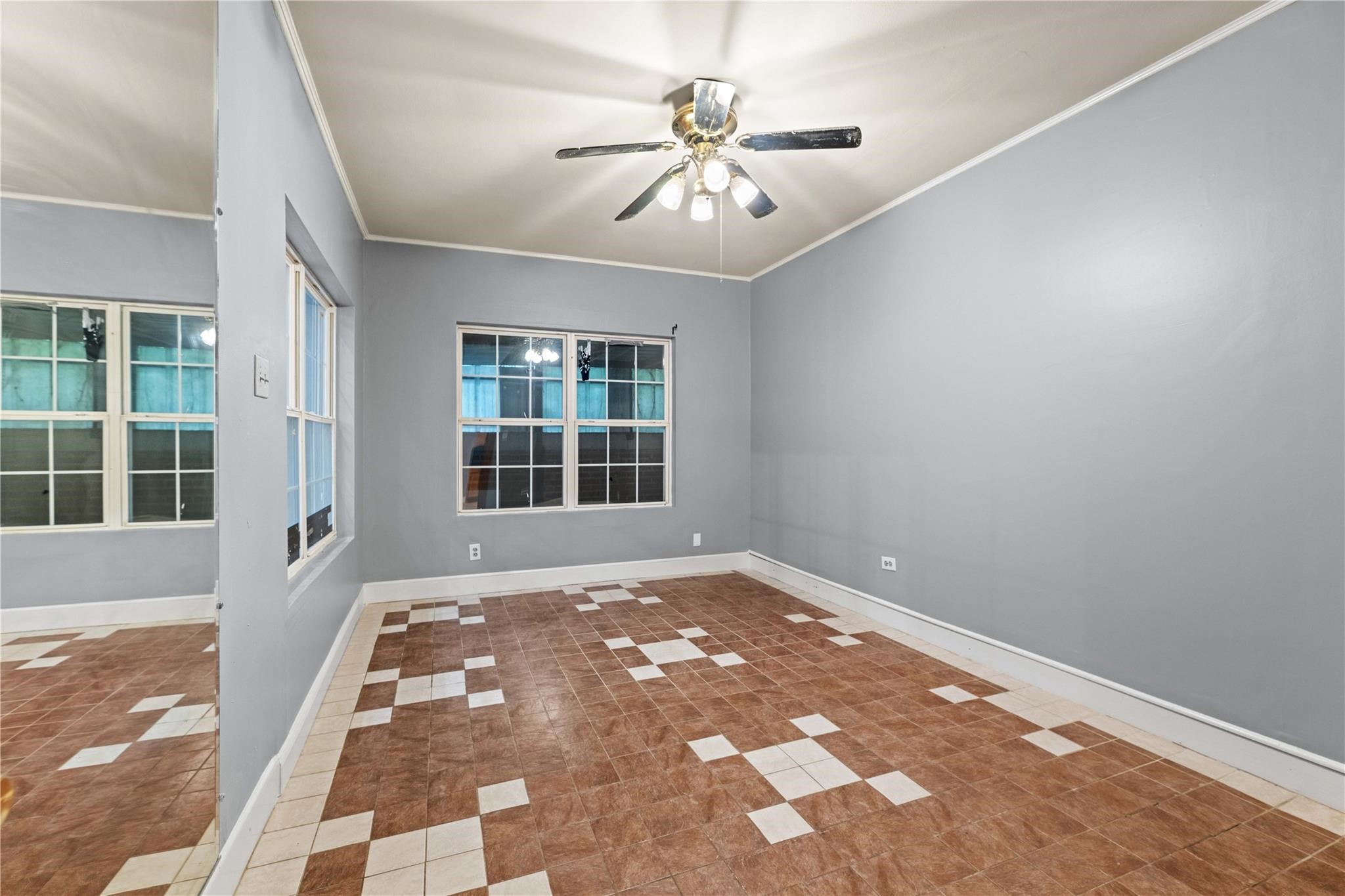 606 W Pembroke Avenue Dallas TX 75208
