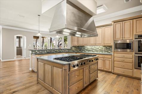 2306 Winton Terrace Court Granbury TX 76048