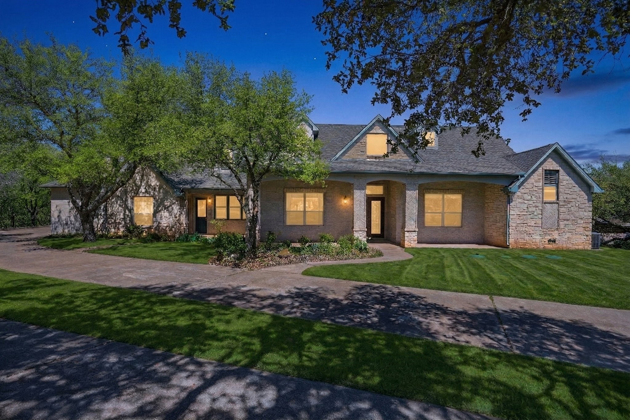2306 Winton Terrace Court Granbury TX 76048