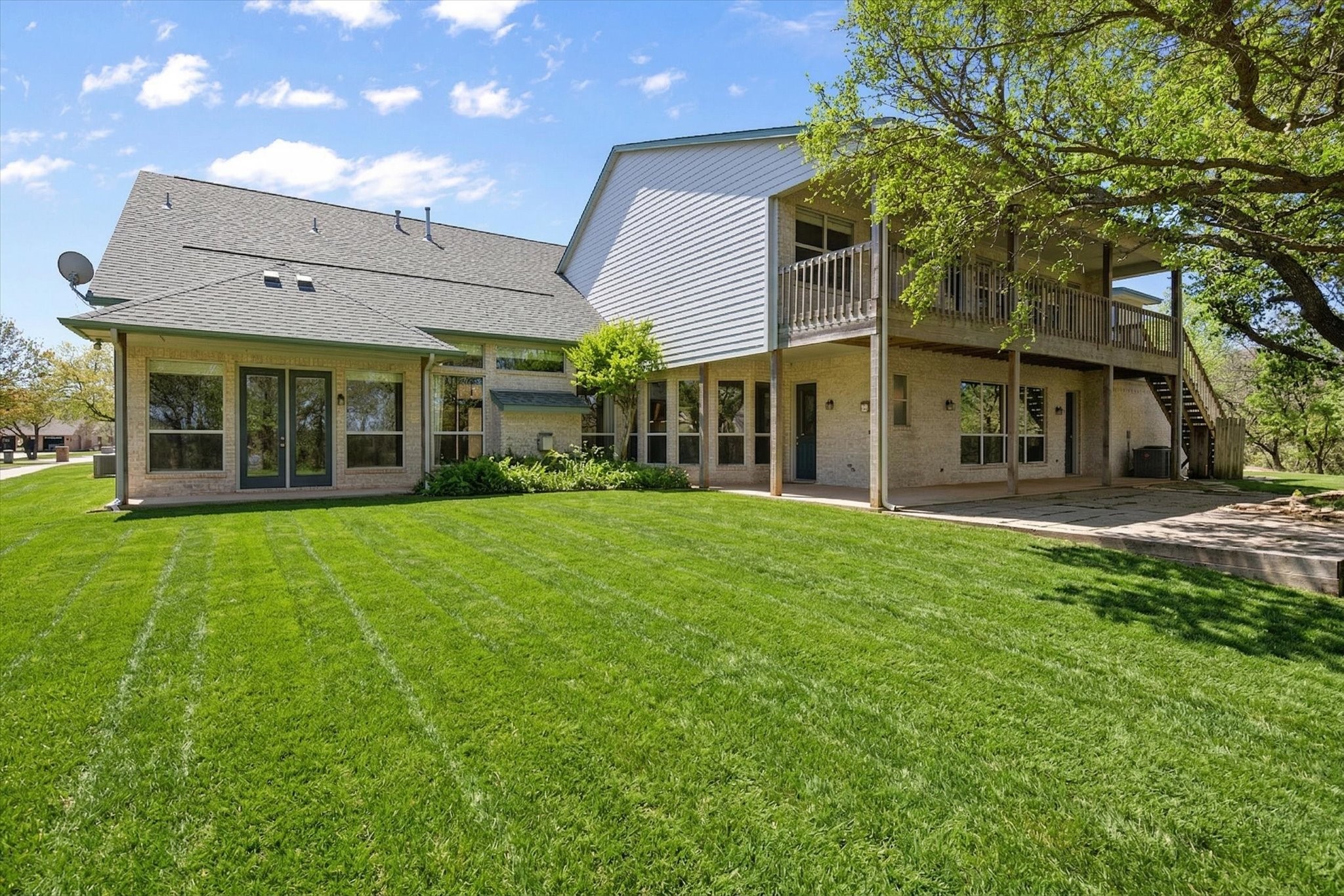 2306 Winton Terrace Court Granbury TX 76048